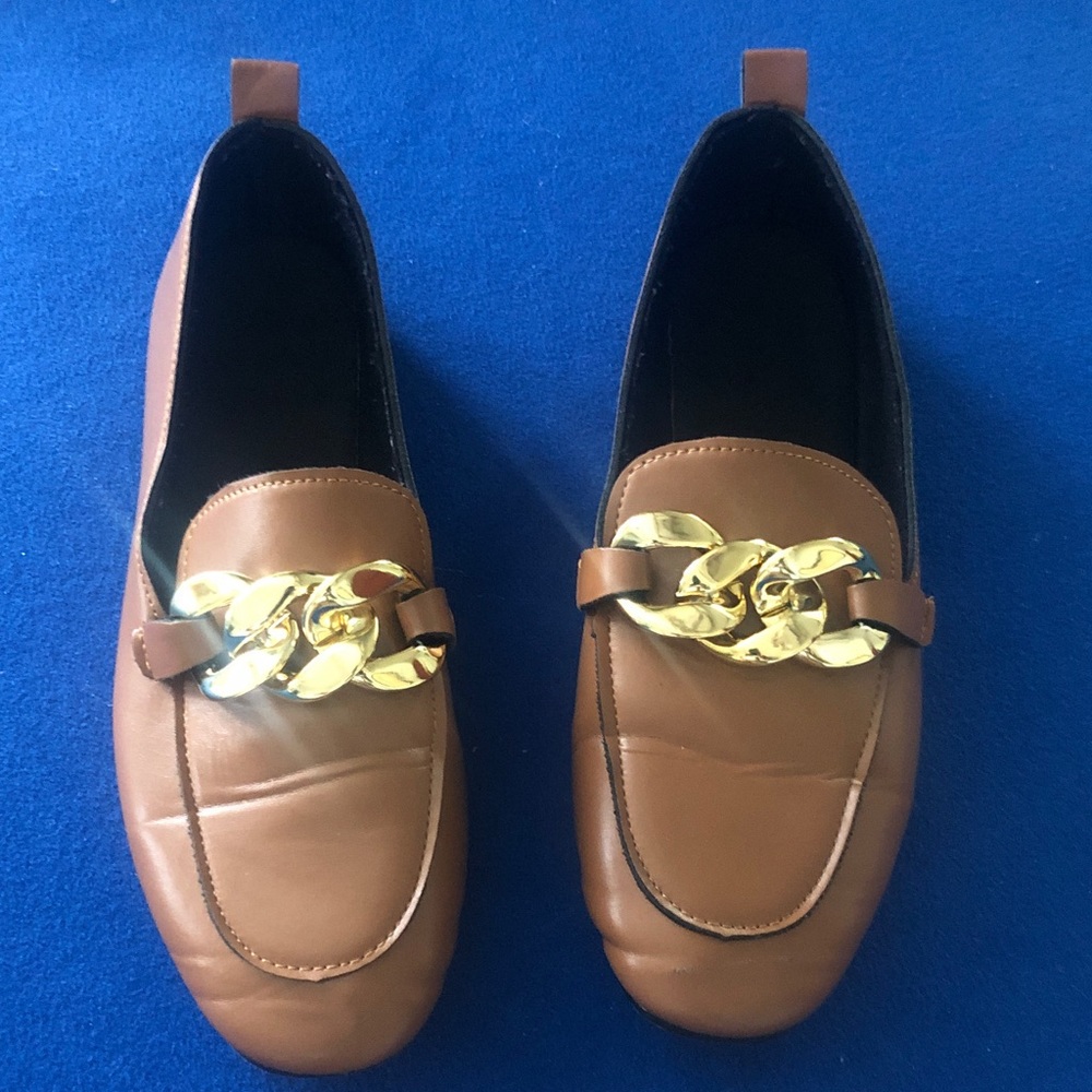 Women's Tan Loafers with Gold Chain Accent